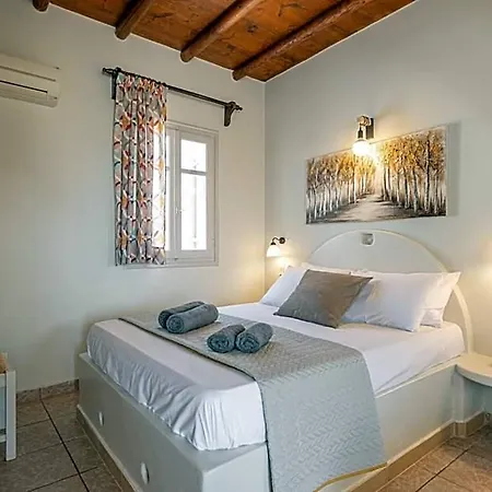 Michalios Cycladic Hotel