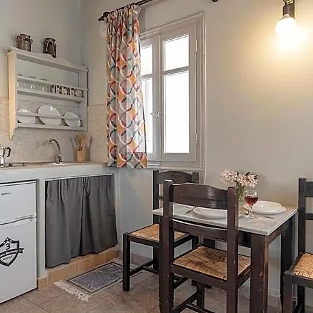 Michalios Cycladic Hotel