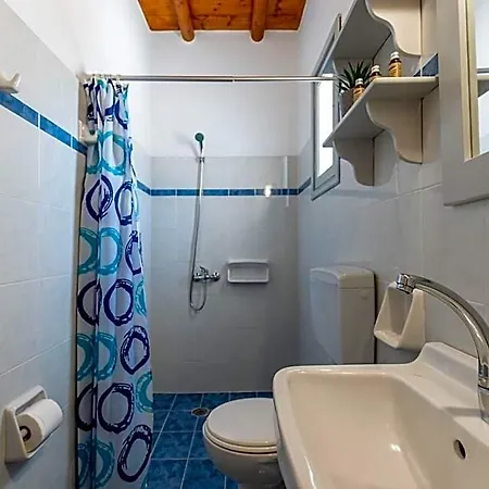 Michalios Cycladic Hotel 2*